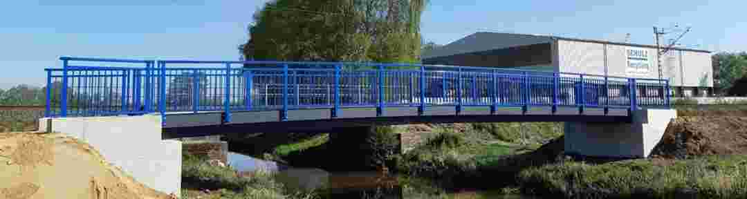 GFK-Brücken: Nachhaltig und zukunftsorientiert Fuß- und Radwegbrücke Nienburg