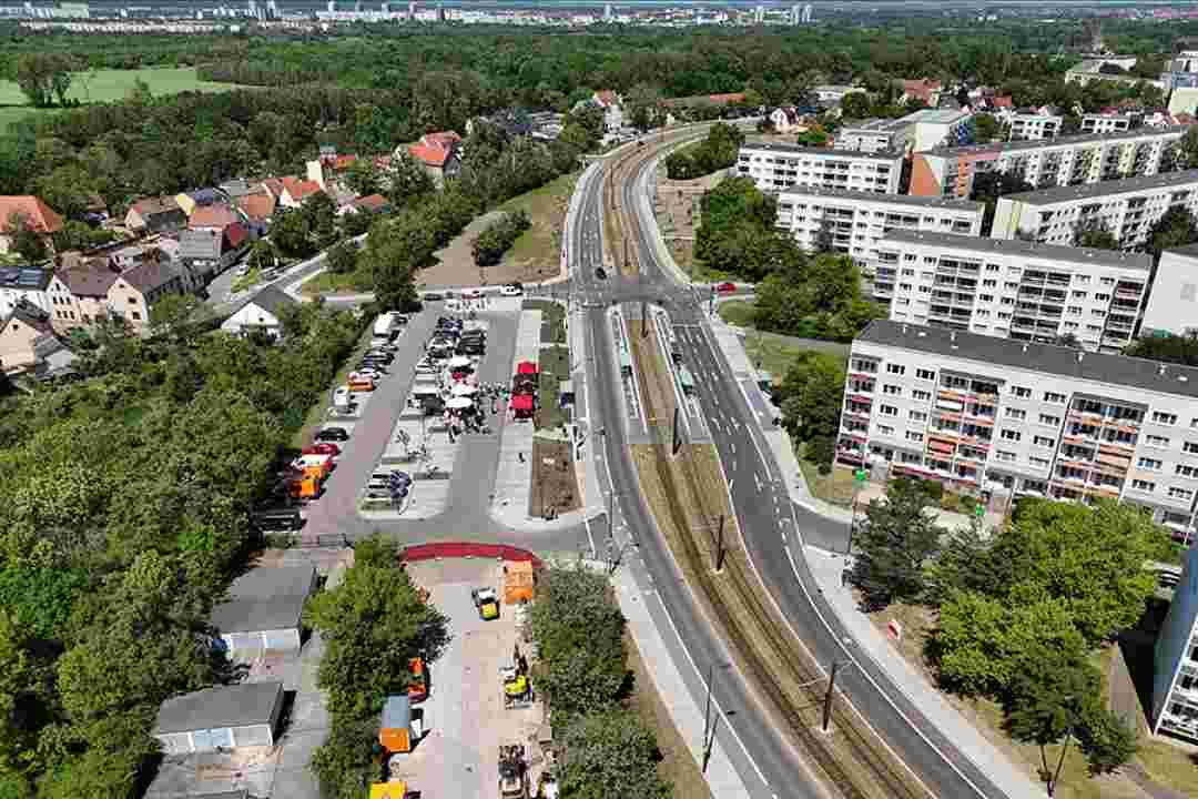 Wichtiger Meilenstein erreicht: Verkehrsfreigabe Böllberger Weg in Halle (Saale) 